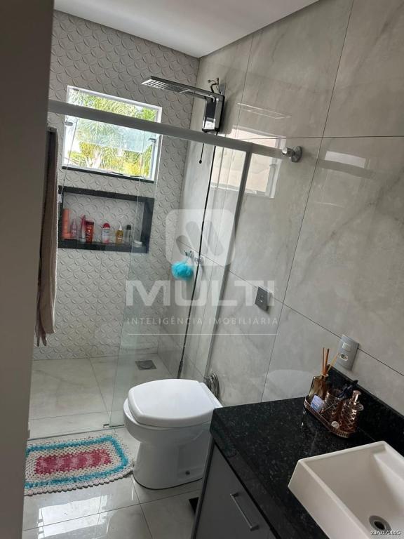 Casa à venda com 3 quartos, 256m² - Foto 17