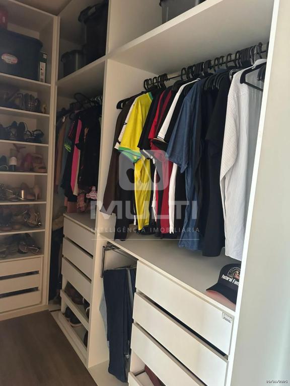 Casa à venda com 3 quartos, 256m² - Foto 25