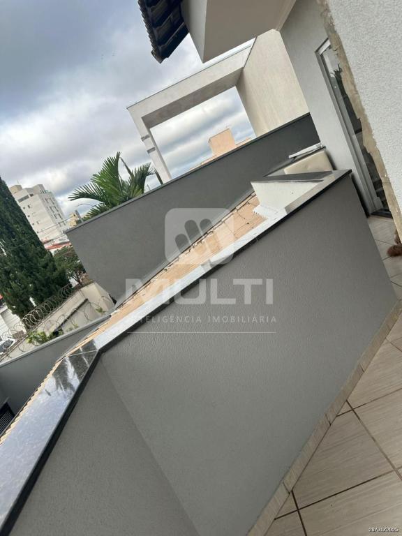 Casa à venda com 3 quartos, 256m² - Foto 27