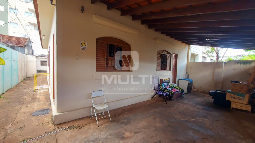 Casa, 3 quartos, 195 m² - Foto 1