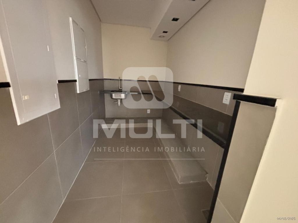 Conjunto Comercial-Sala à venda com 1 quarto, 208m² - Foto 4