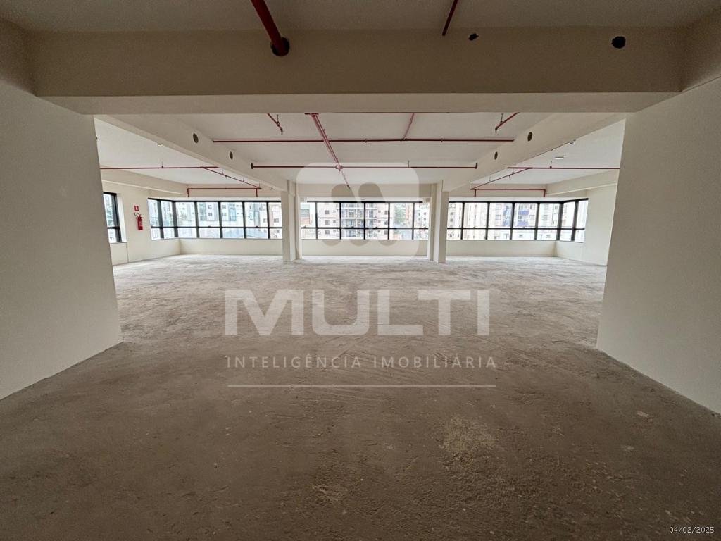 Conjunto Comercial-Sala à venda com 1 quarto, 211m² - Foto 1