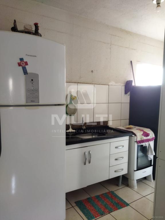 Apartamento à venda com 2 quartos, 46m² - Foto 4