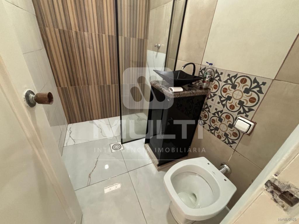 Apartamento à venda com 3 quartos, 78m² - Foto 2