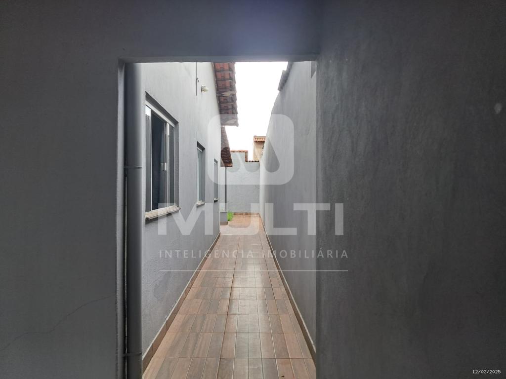 Casa à venda com 2 quartos, 130m² - Foto 10