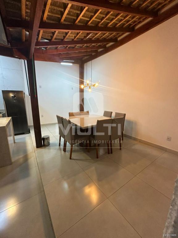 Casa à venda com 2 quartos, 100m² - Foto 5