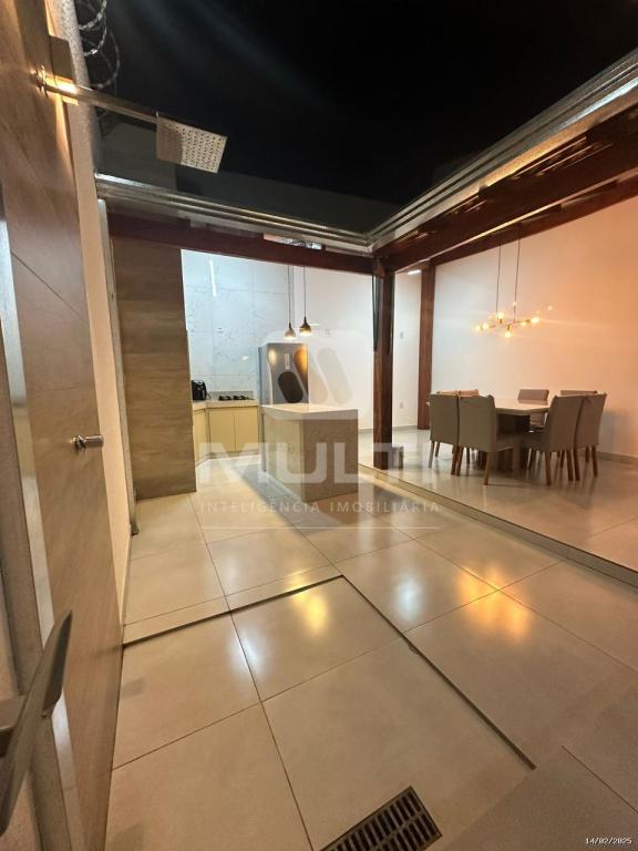 Casa à venda com 2 quartos, 100m² - Foto 7