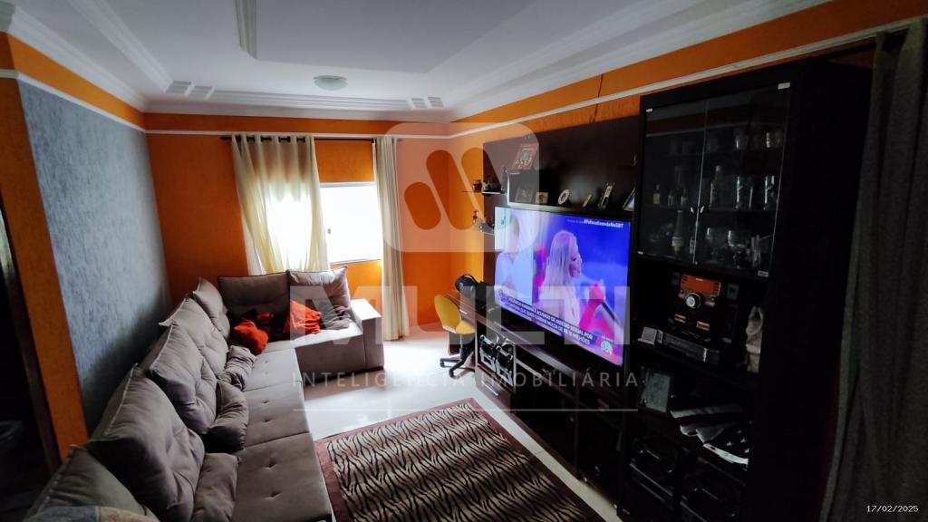 Apartamento à venda com 5 quartos, 270m² - Foto 2