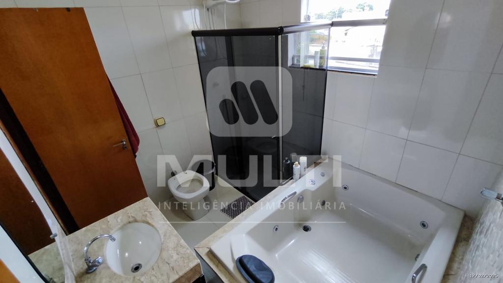 Apartamento à venda com 5 quartos, 270m² - Foto 14