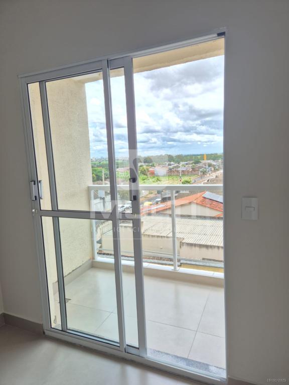 Apartamento à venda com 2 quartos, 57m² - Foto 3