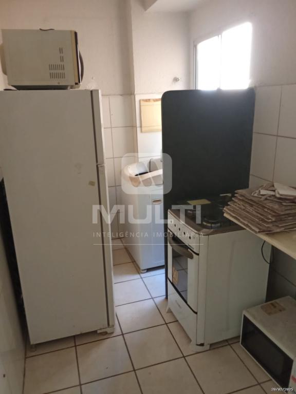 Apartamento à venda com 2 quartos, 47m² - Foto 2