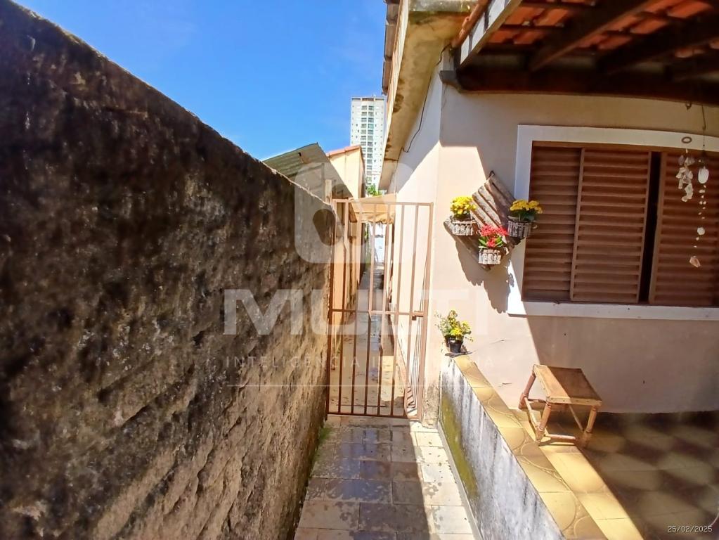 Terreno à venda com 1 quarto, 100m² - Foto 13