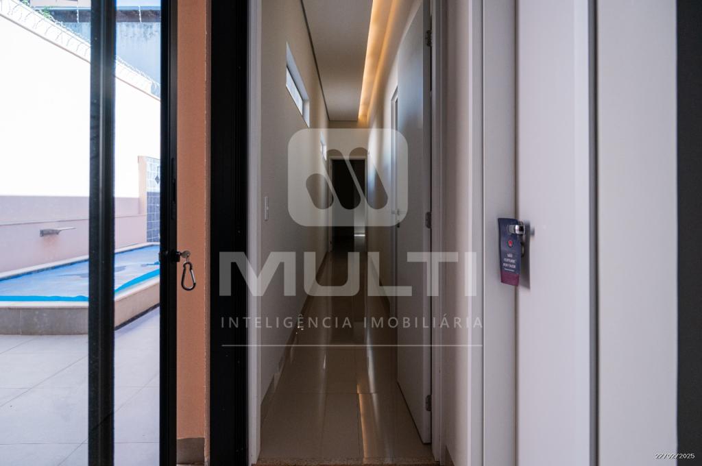 Casa à venda com 3 quartos, 190m² - Foto 5