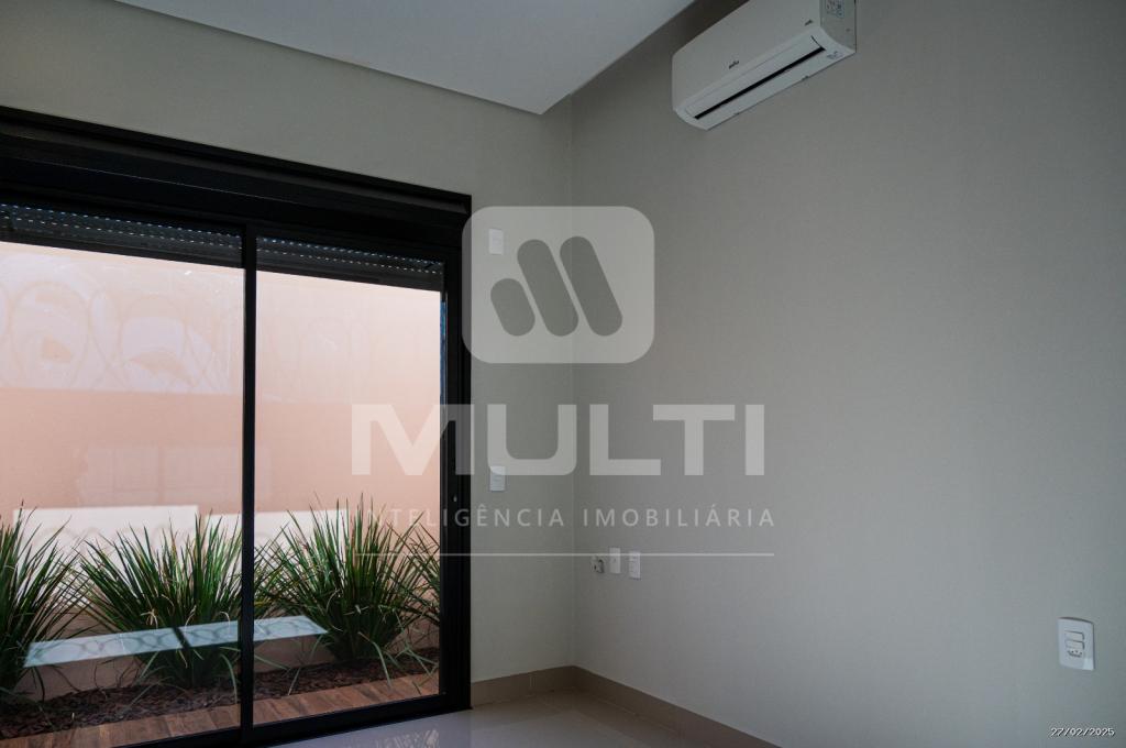 Casa à venda com 3 quartos, 190m² - Foto 9
