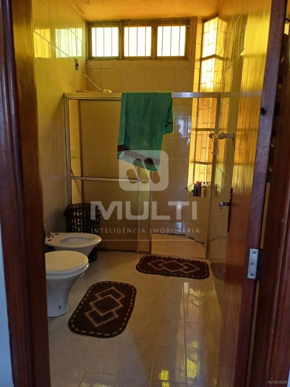 Casa à venda com 3 quartos, 203m² - Foto 7
