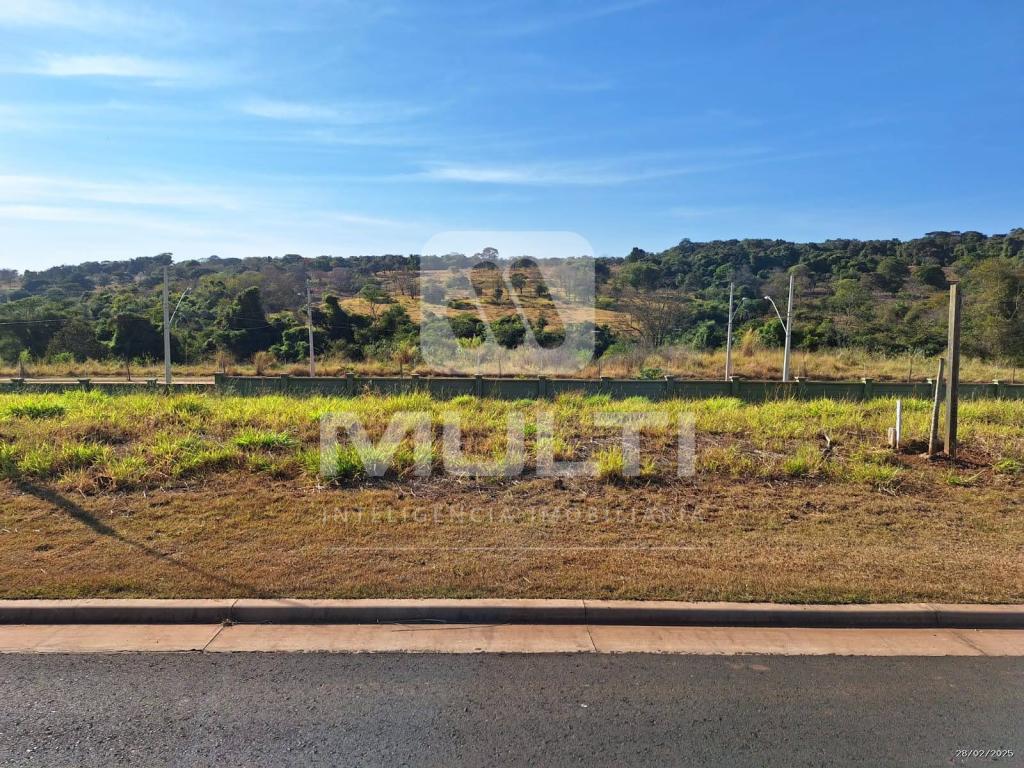 Terreno Condominio no bairro Terras Alpha /granja Marileuza