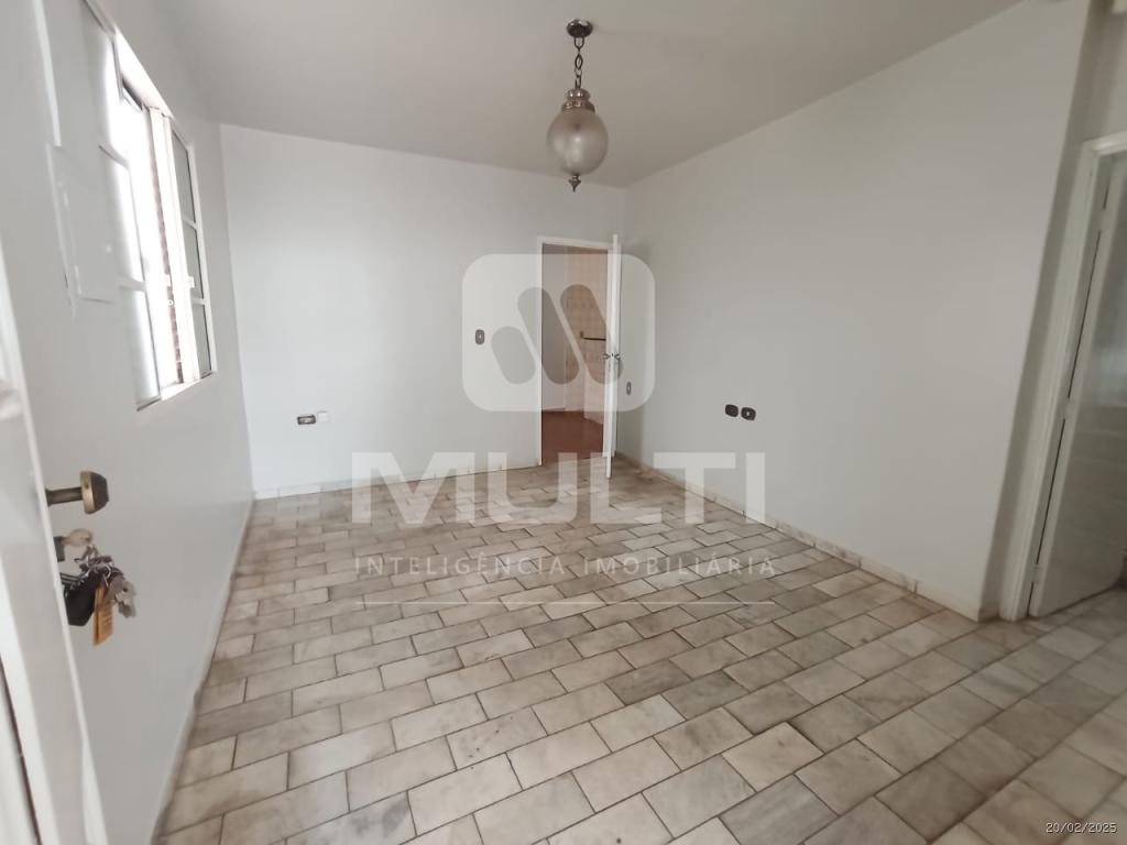 Casa à venda com 3 quartos, 176m² - Foto 3