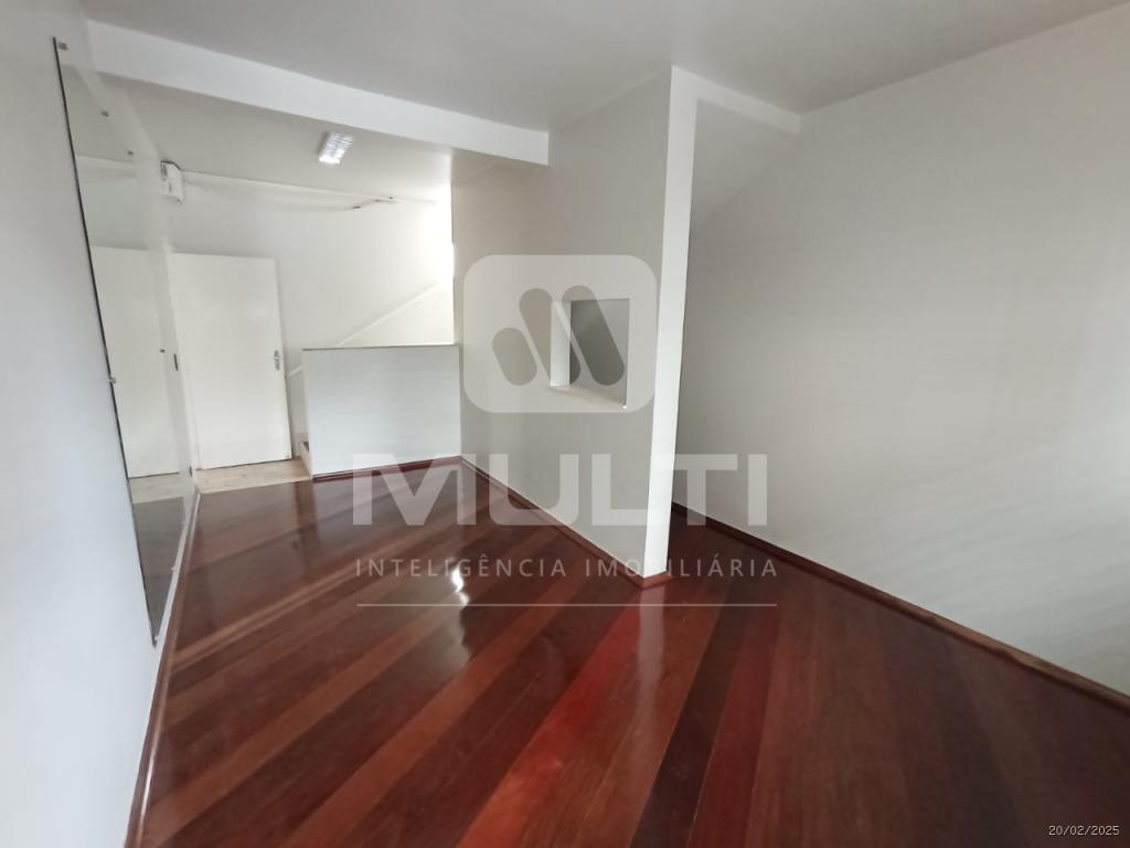 Casa à venda com 3 quartos, 176m² - Foto 5