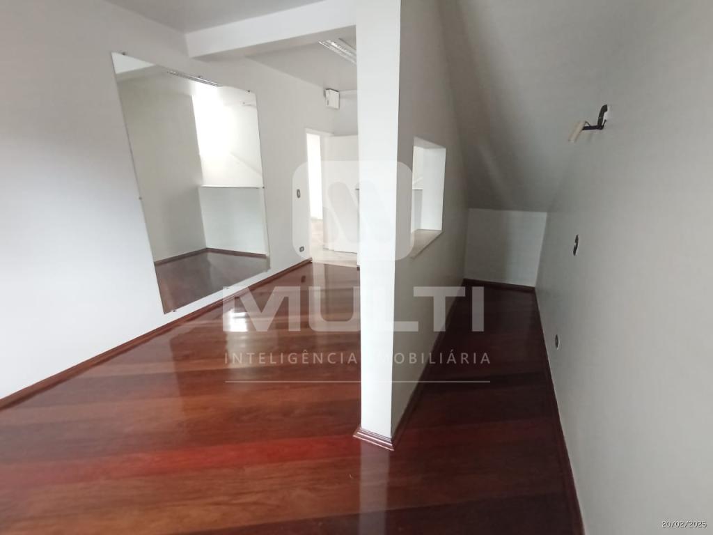 Casa à venda com 3 quartos, 176m² - Foto 7