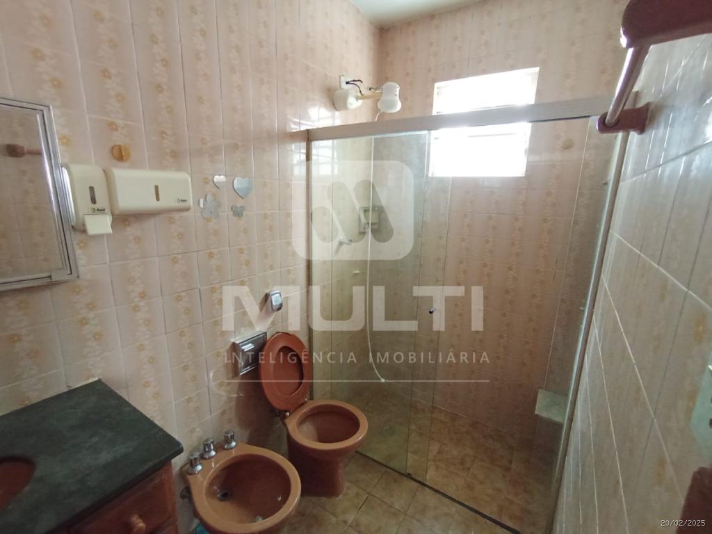 Casa à venda com 3 quartos, 176m² - Foto 11