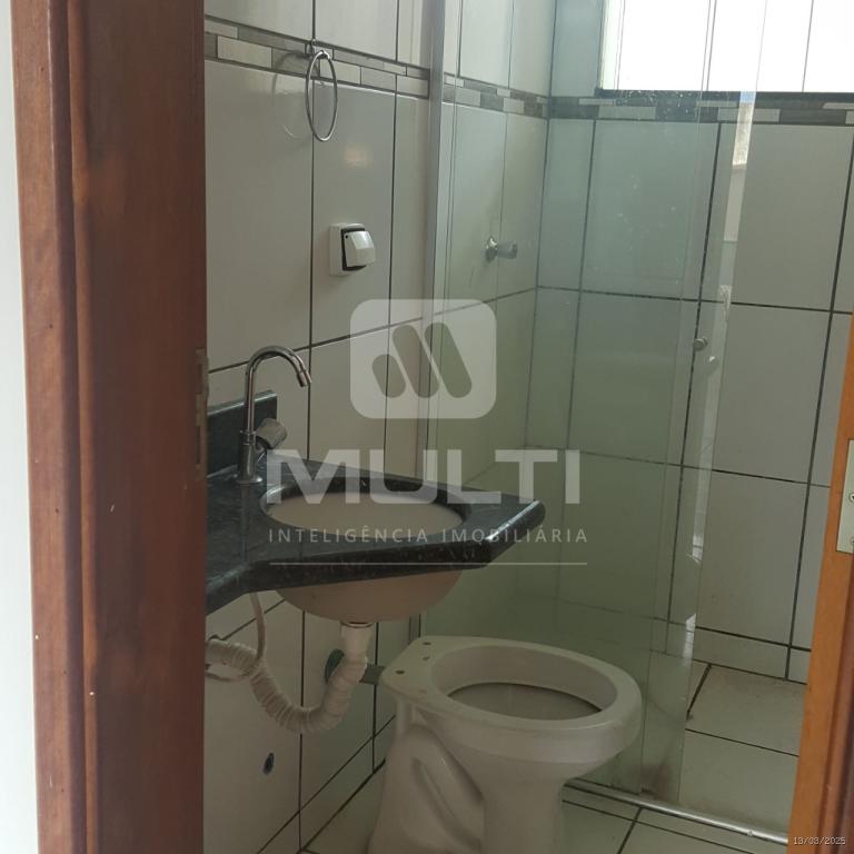 Apartamento à venda com 2 quartos, 76m² - Foto 4