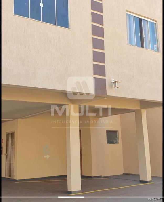 Apartamento à venda com 2 quartos, 76m² - Foto 5