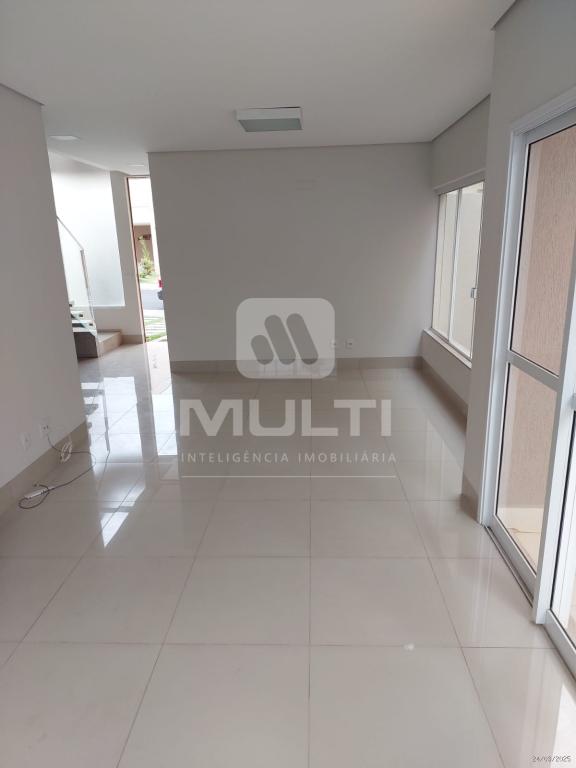 Casa de Condomínio à venda com 3 quartos, 155m² - Foto 1