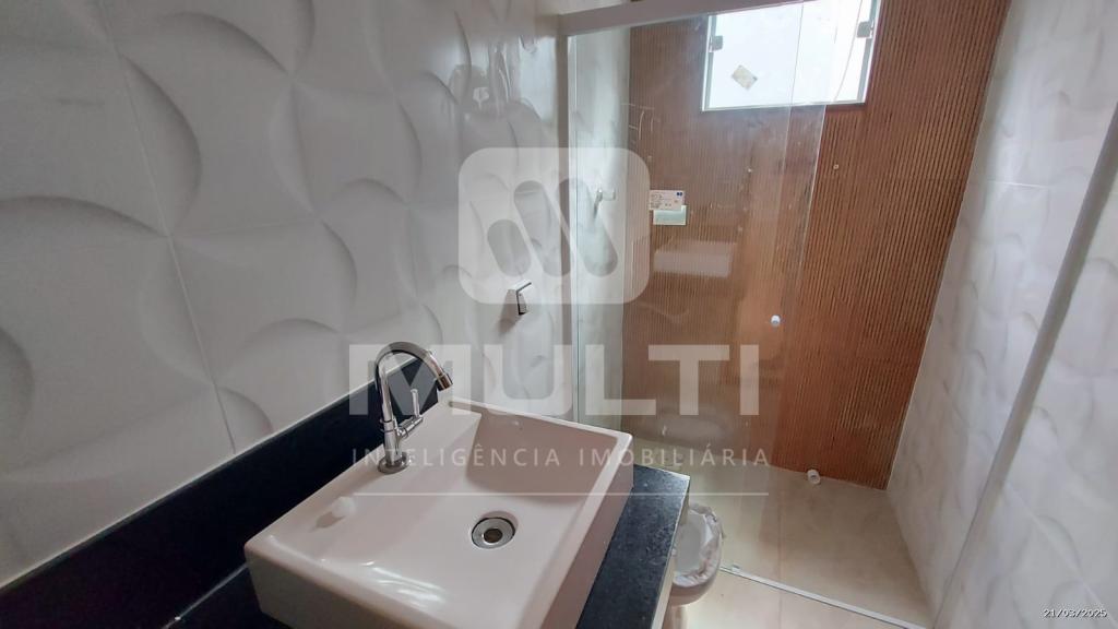 Casa à venda com 3 quartos, 135m² - Foto 3