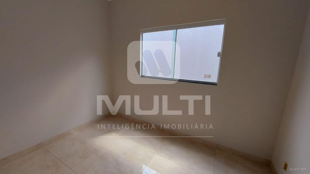 Casa à venda com 3 quartos, 135m² - Foto 4