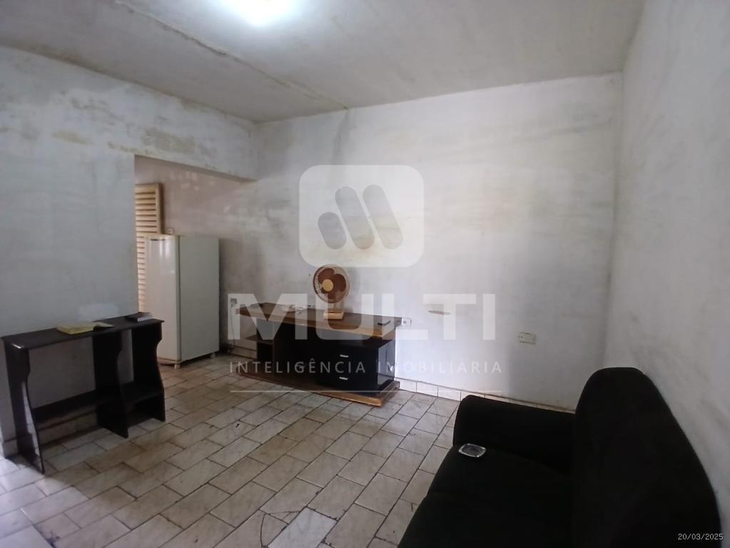 Casa, 1 quarto, 128 m² - Foto 2