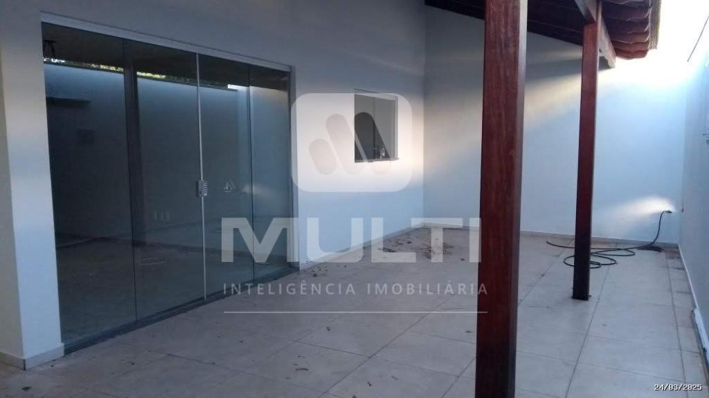Casa, 5 quartos, 240 m² - Foto 2