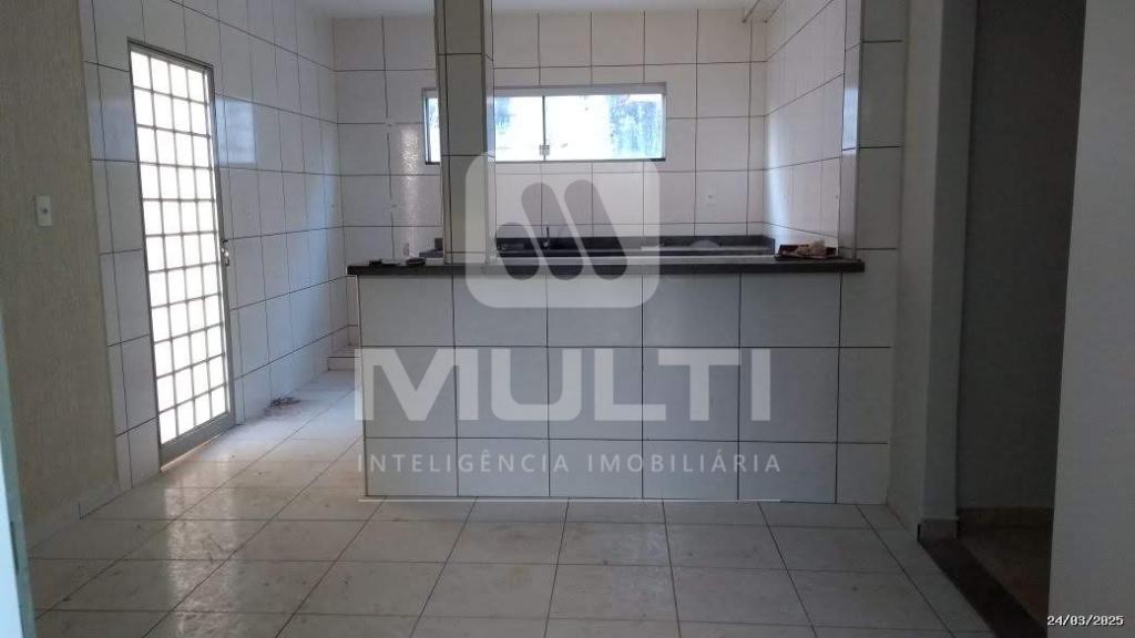 Casa, 5 quartos, 240 m² - Foto 4