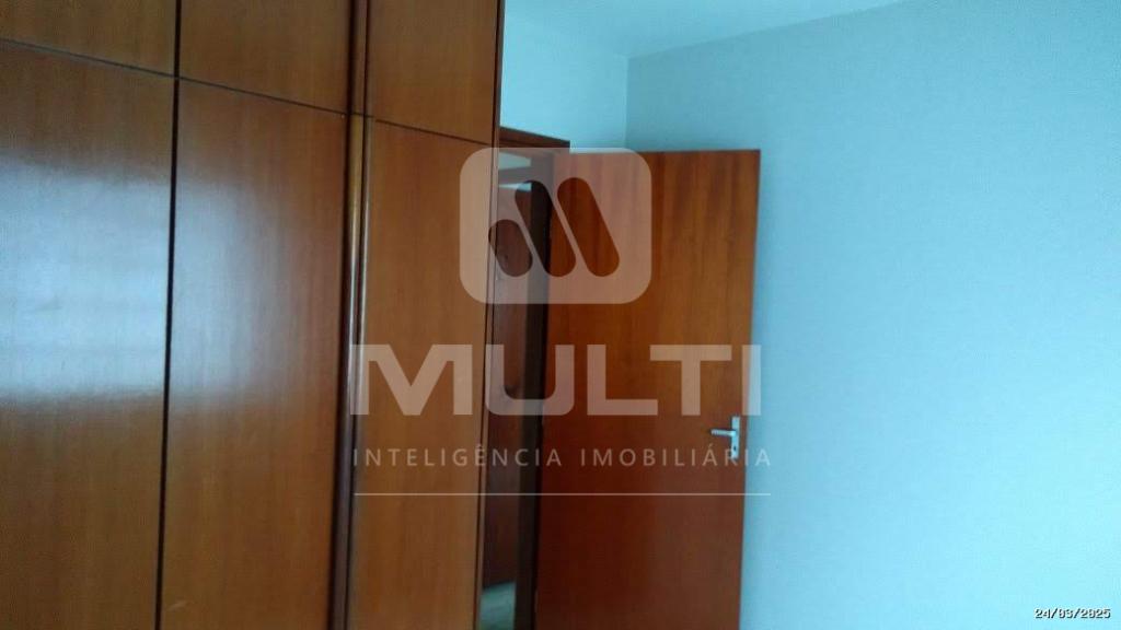 Casa, 5 quartos, 240 m² - Foto 11