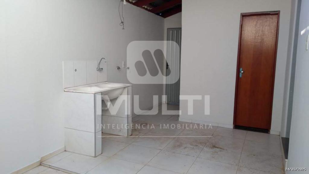 Casa, 5 quartos, 240 m² - Foto 13