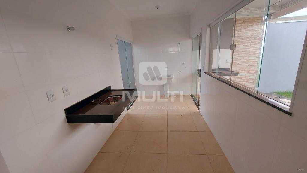 Casa à venda com 3 quartos, 107m² - Foto 8