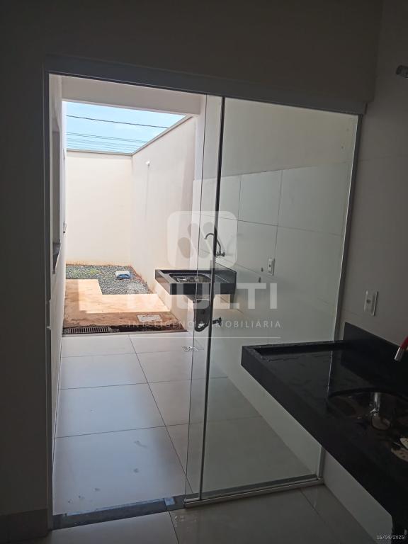 Casa à venda com 3 quartos, 75m² - Foto 10