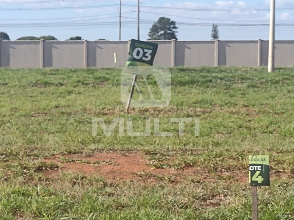 Terreno à venda com 1 quarto, 275m² - Foto 2