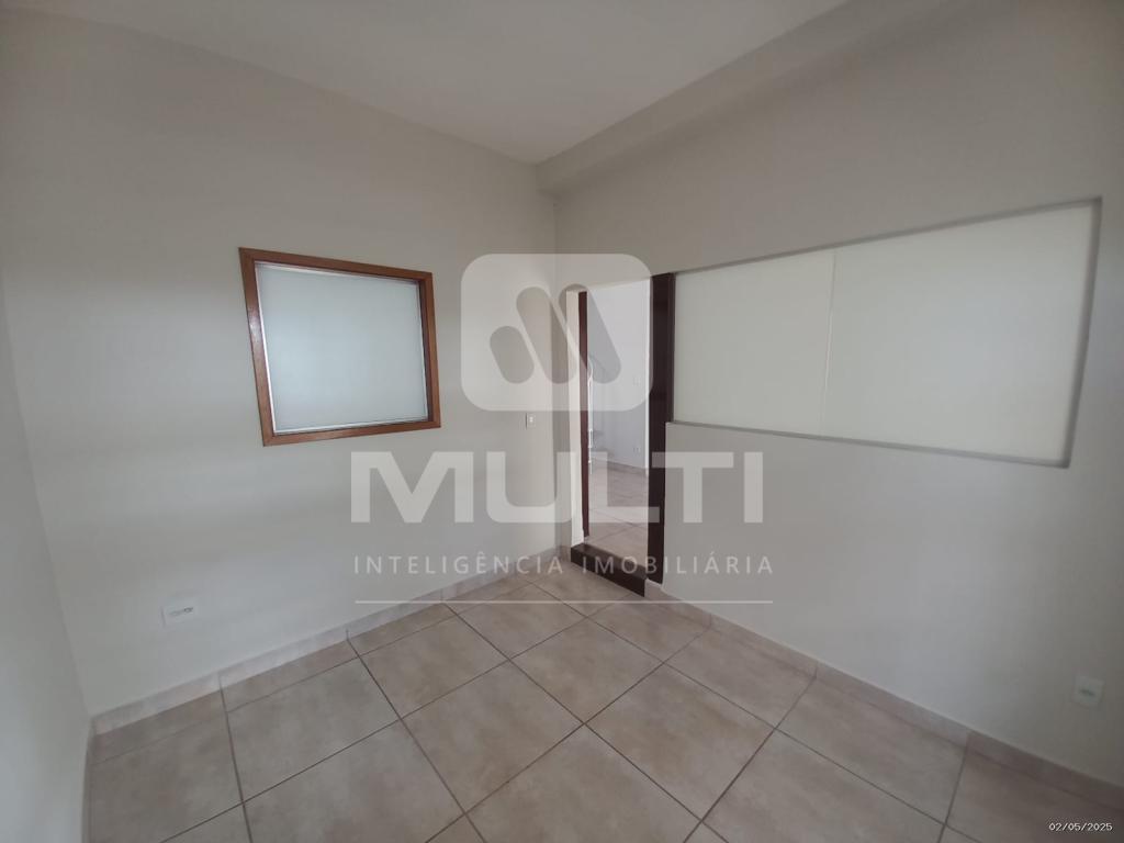 Casa à venda com 4 quartos, 236m² - Foto 11