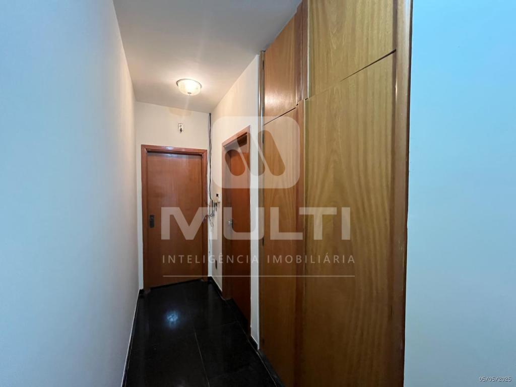 Casa, 4 quartos, 295 m² - Foto 9