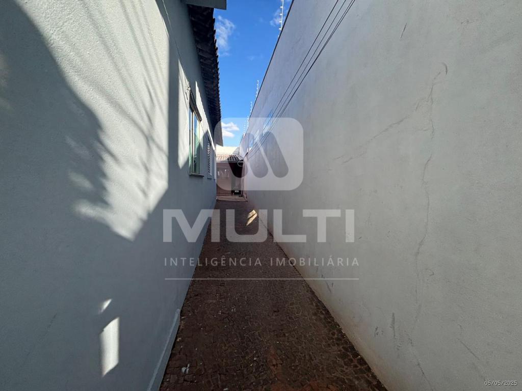 Casa à venda com 3 quartos, 170m² - Foto 6