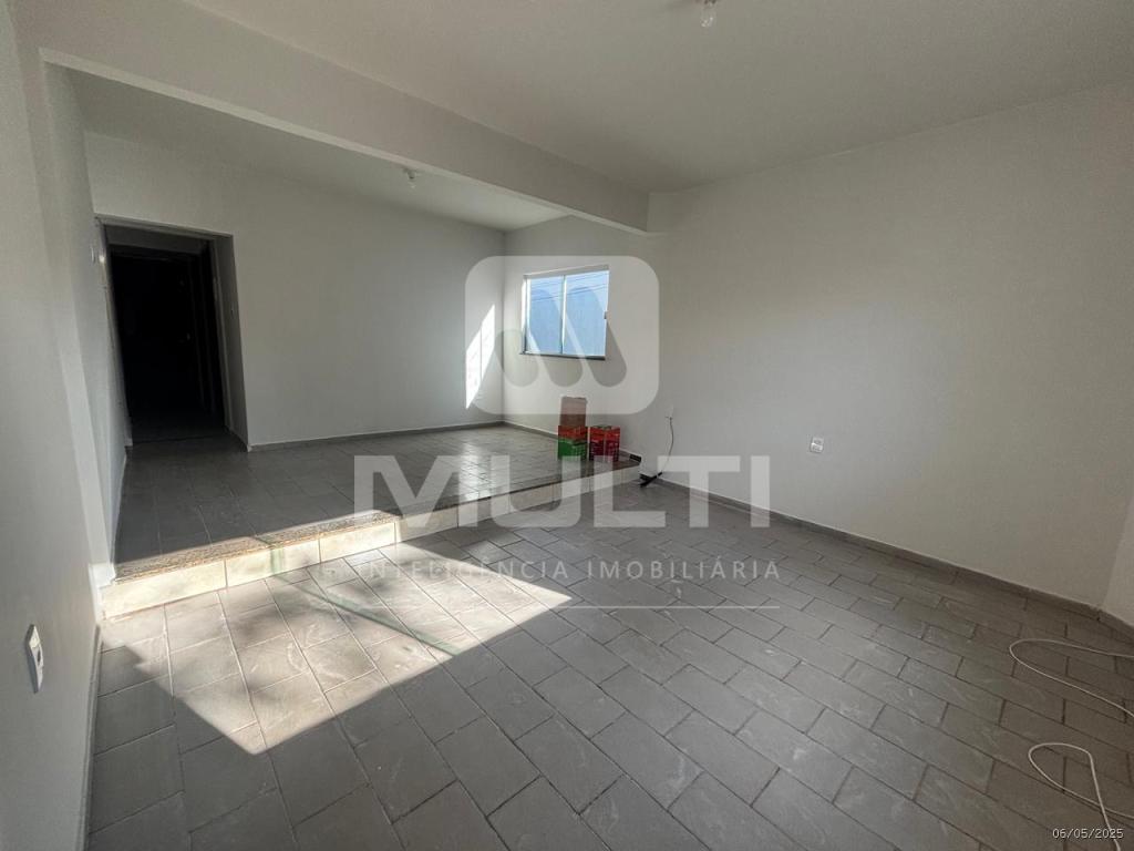 Casa à venda com 3 quartos, 170m² - Foto 10