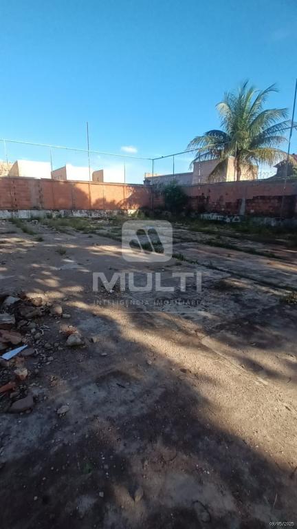 Loteamento e Condomínio à venda com 1 quarto, 1500m² - Foto 1