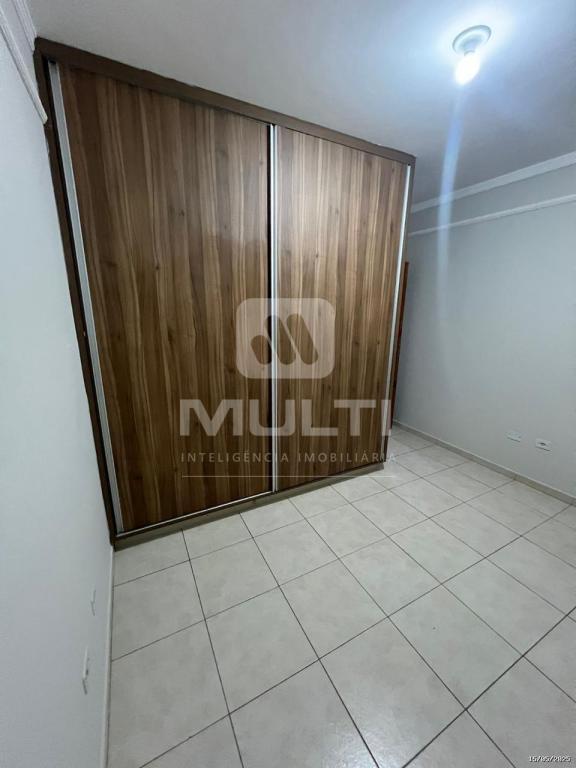 Casa à venda com 3 quartos, 170m² - Foto 7