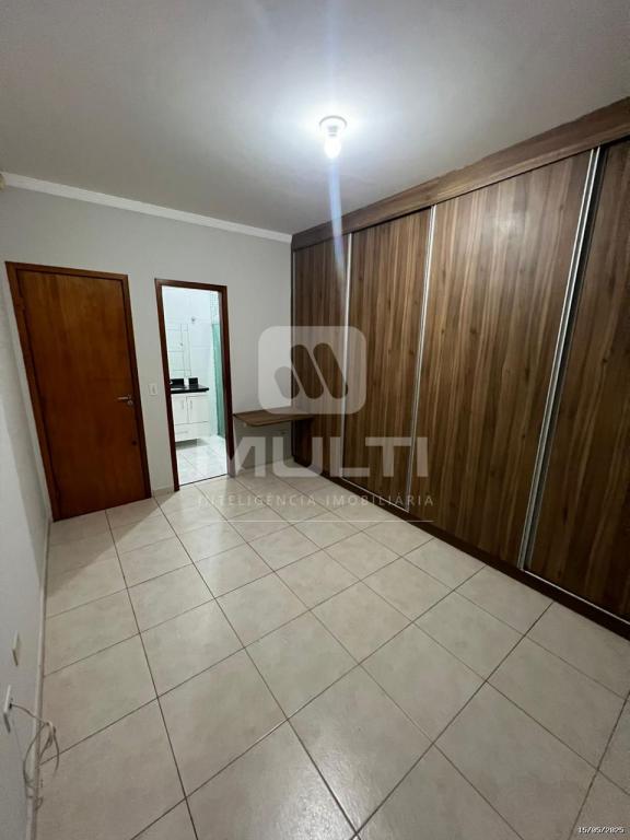 Casa à venda com 3 quartos, 170m² - Foto 10