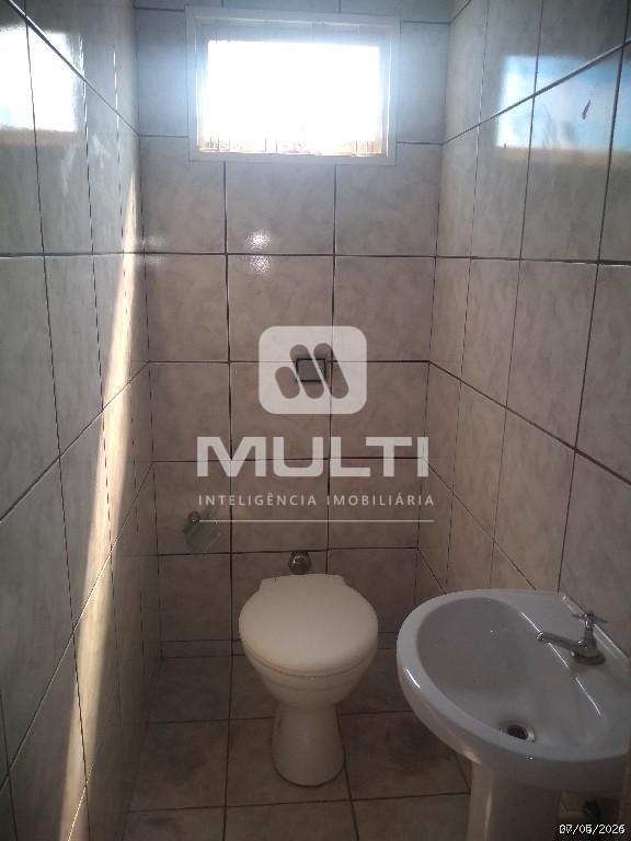 Casa, 5 quartos, 260 m² - Foto 9
