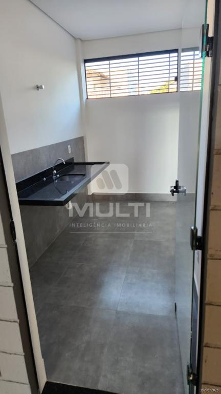 Casa, 1 quarto, 337 m² - Foto 4