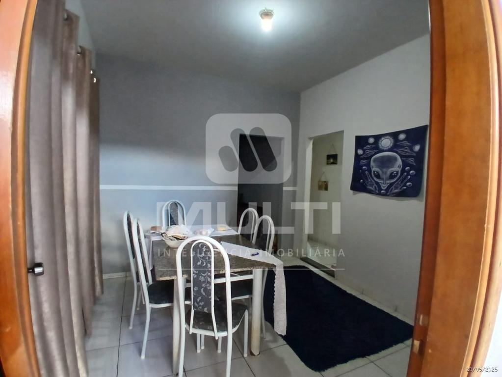 Casa, 3 quartos, 178 m² - Foto 2