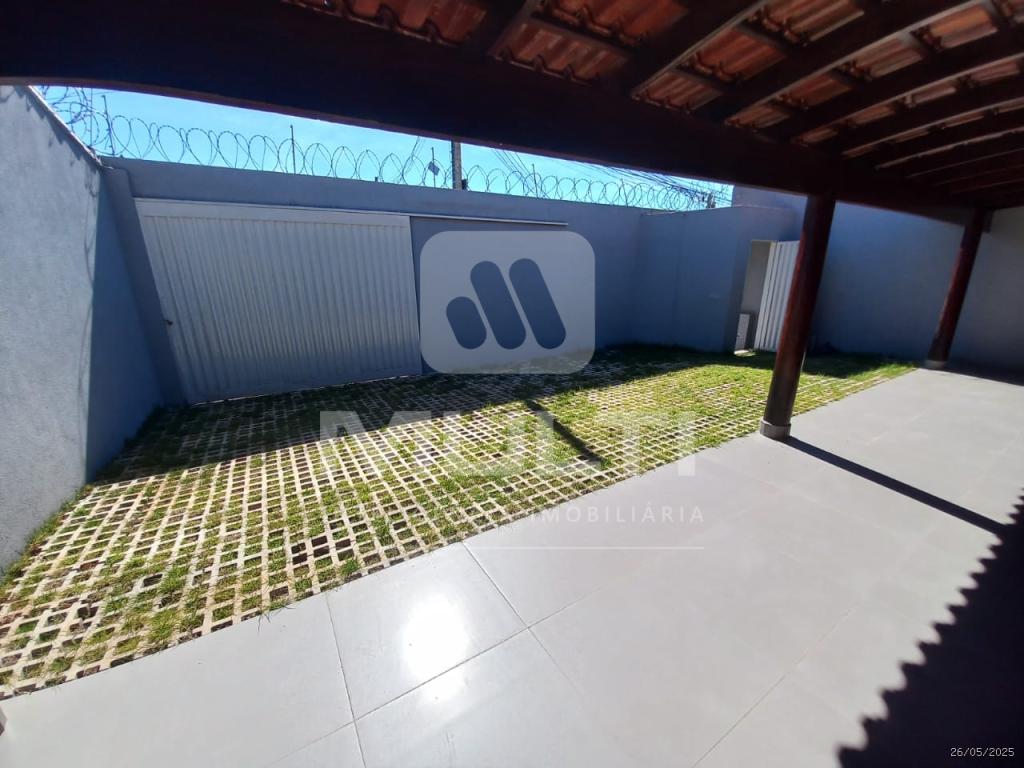 Casa à venda com 4 quartos, 250m² - Foto 3