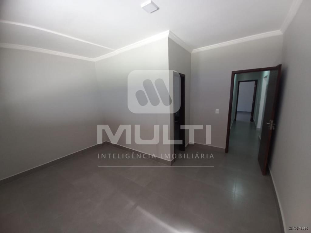 Casa à venda com 4 quartos, 250m² - Foto 9