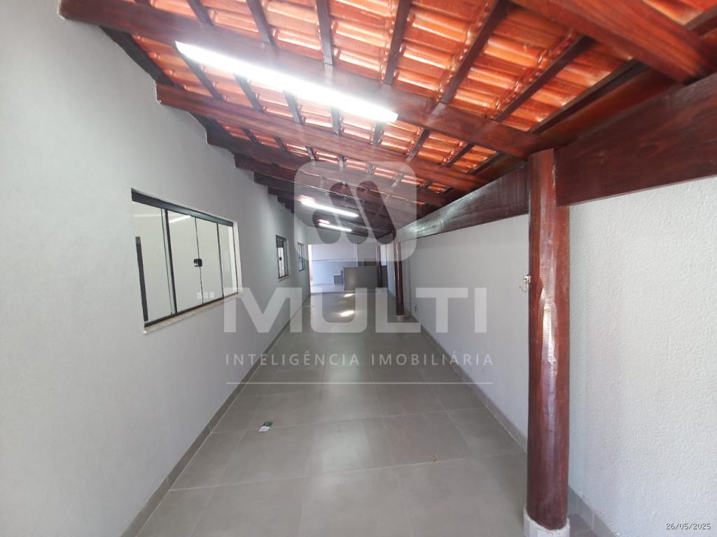 Casa à venda com 4 quartos, 250m² - Foto 18
